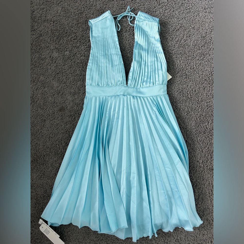 NWT Abercrombie pleated dress